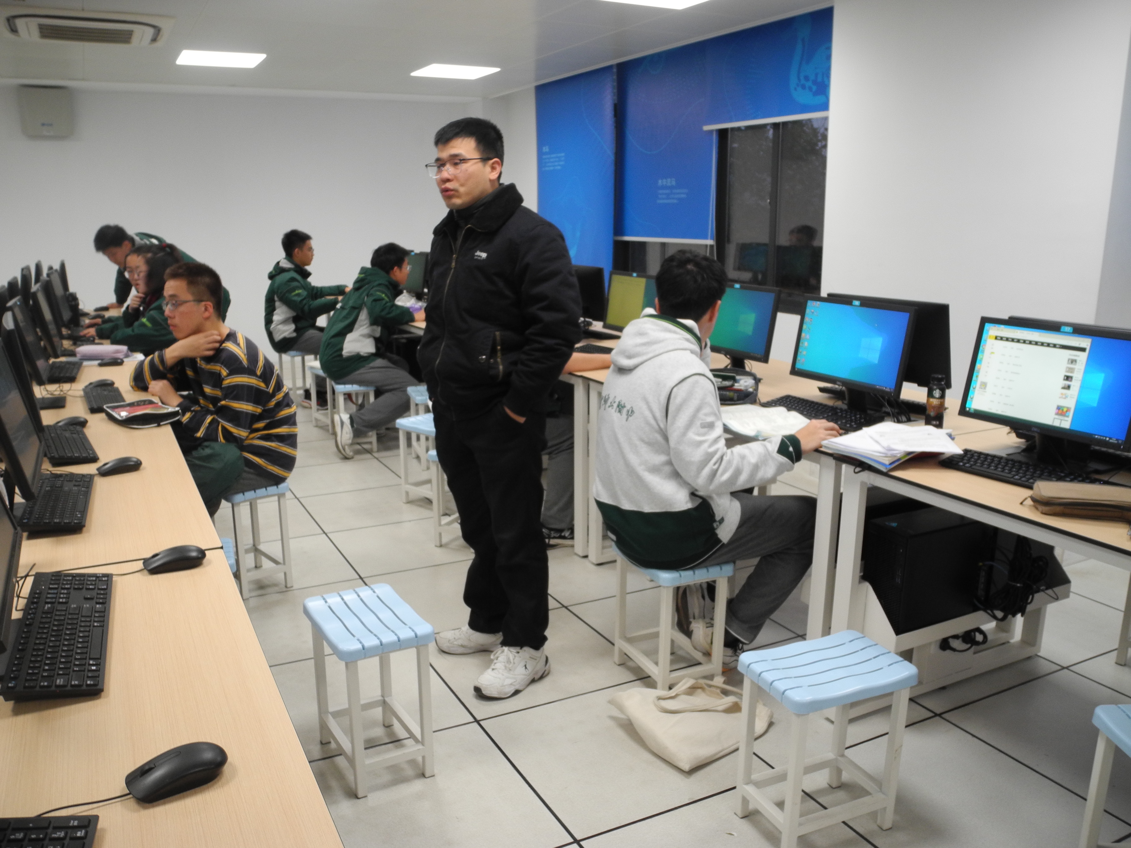 社团老师